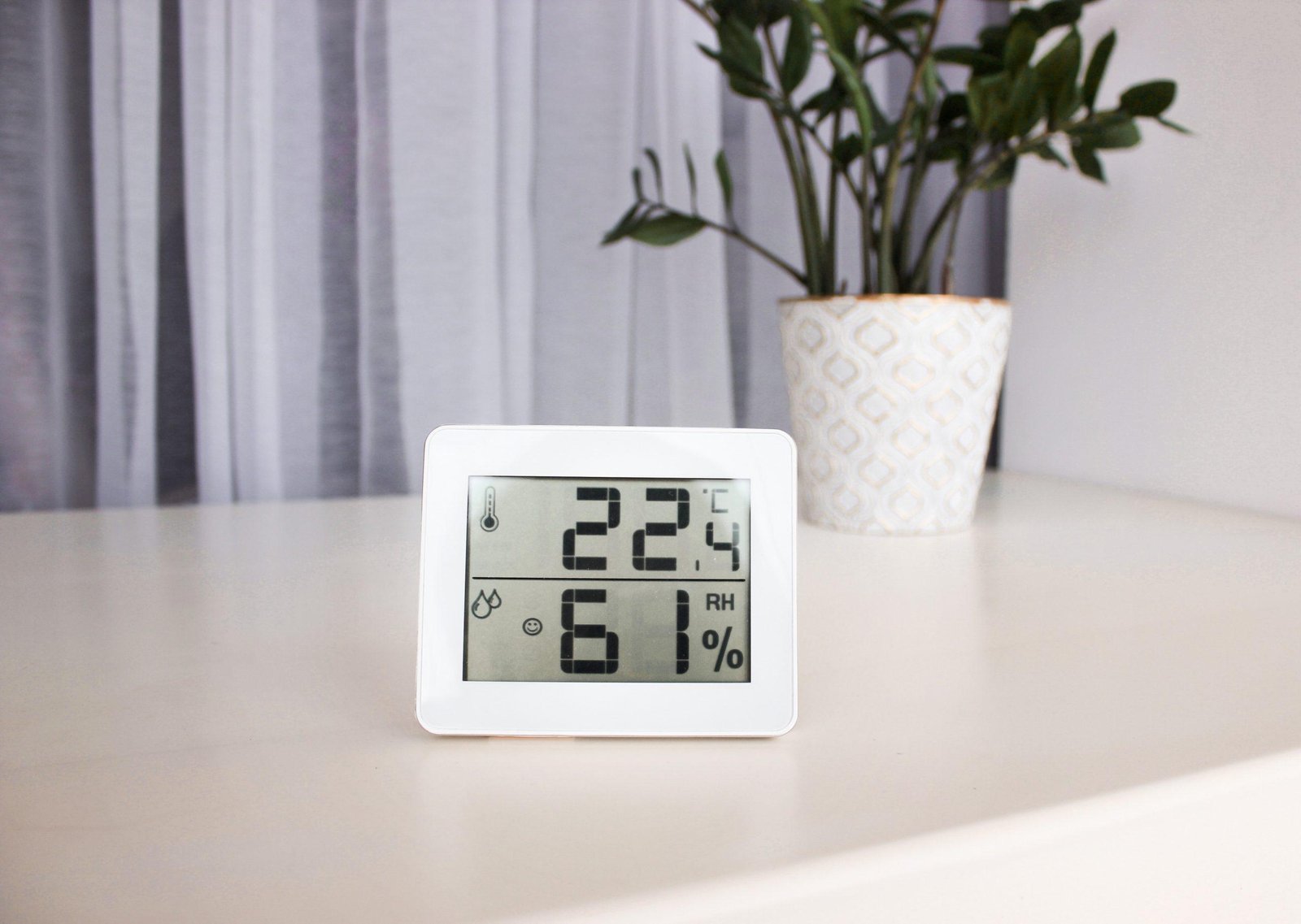 Lire la suite à propos de l’article Humidité et isolation thermique : les arnaques les plus courantes dans la rénovation énergétique
